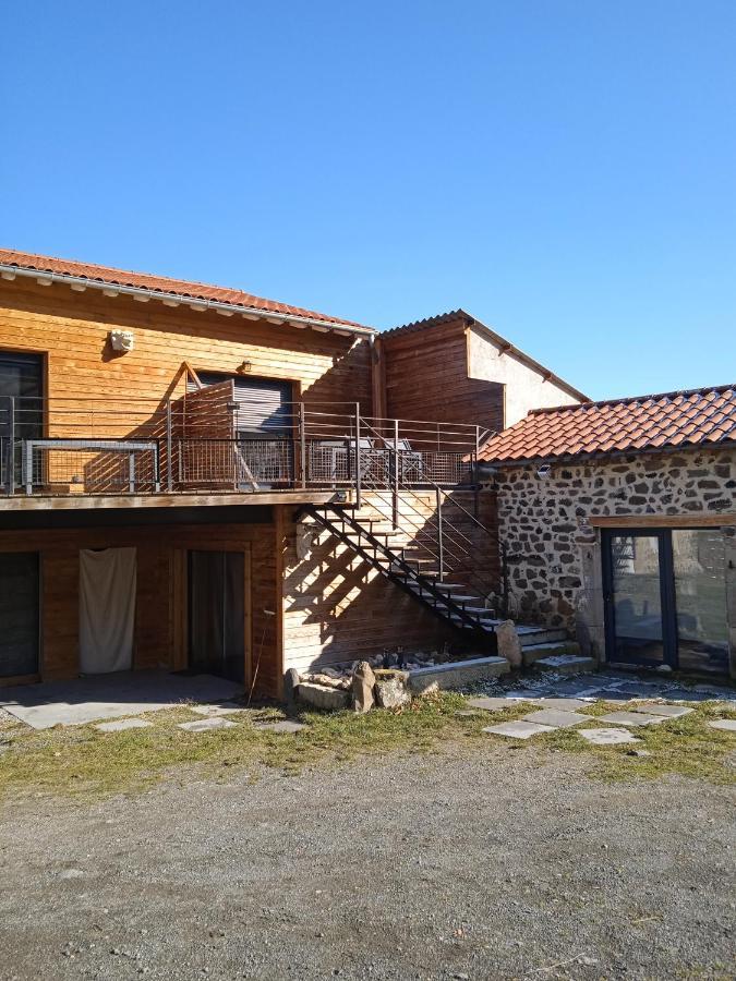 Gites De La Berthe Lantriac Exterior photo